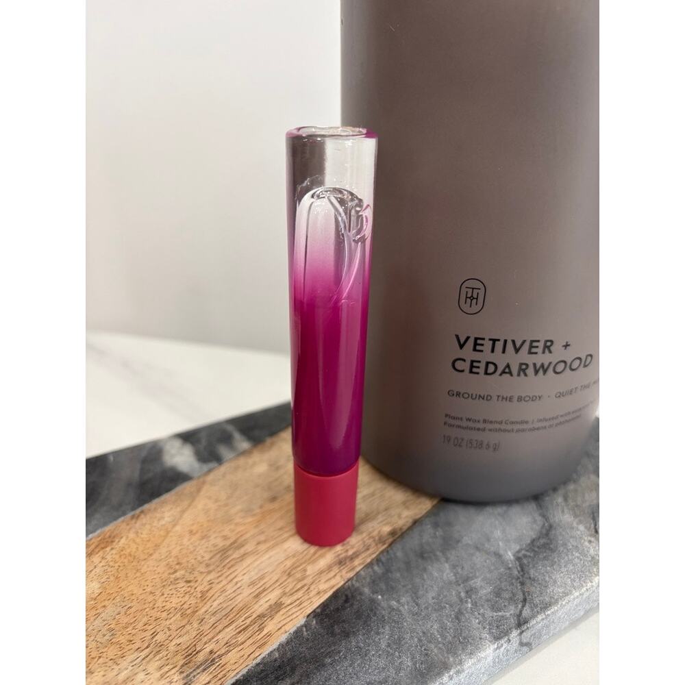Glossier You Rêve - Picture 2 of 3